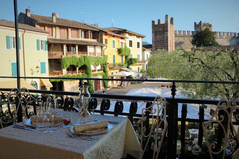 Albergo Ristorante Gardesana CON