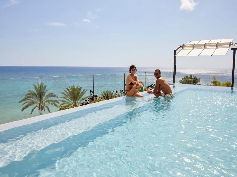W Ibiza image