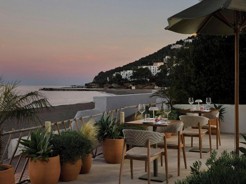 W Ibiza image