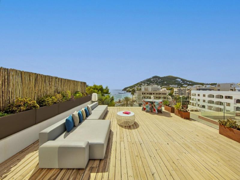 W Ibiza image