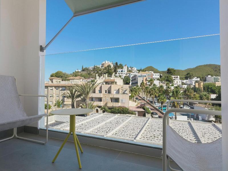W Ibiza image