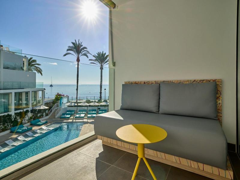 W Ibiza image