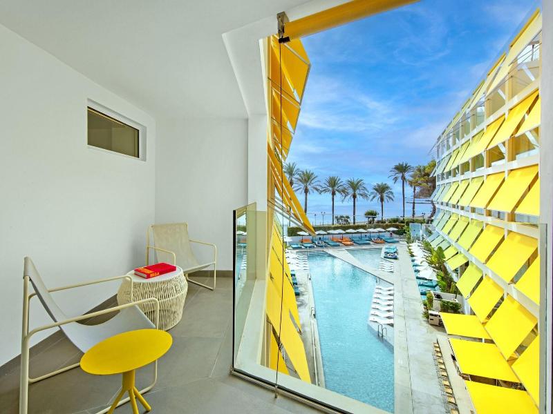 W Ibiza image