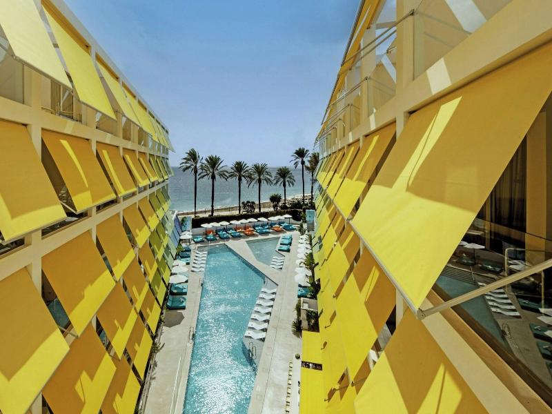 W Ibiza image