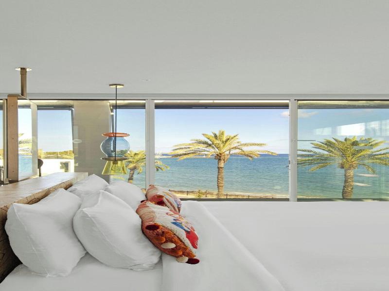 W Ibiza image