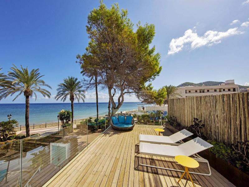 W Ibiza image
