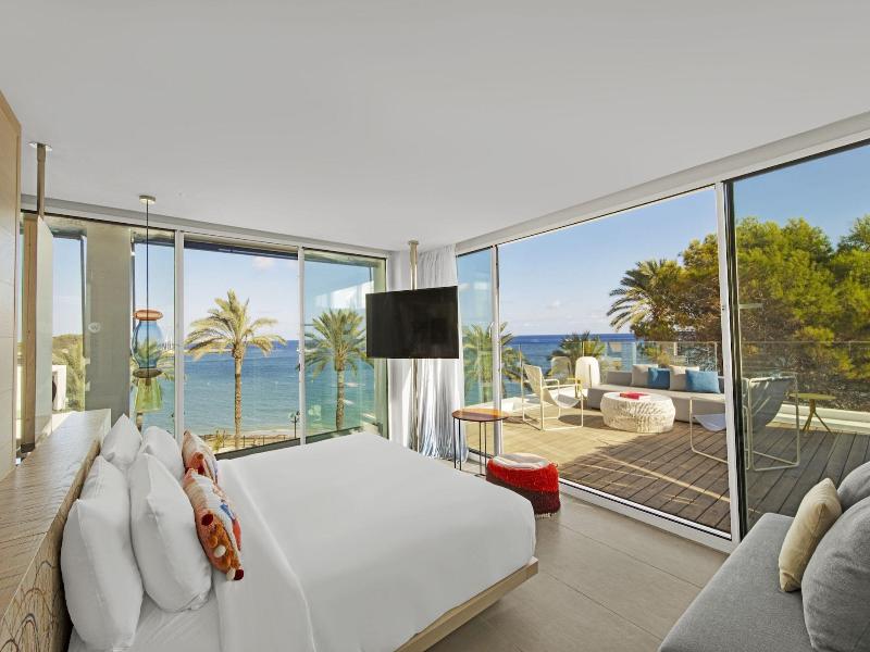 W Ibiza image
