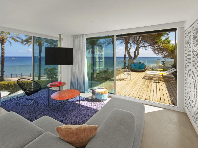 W Ibiza image