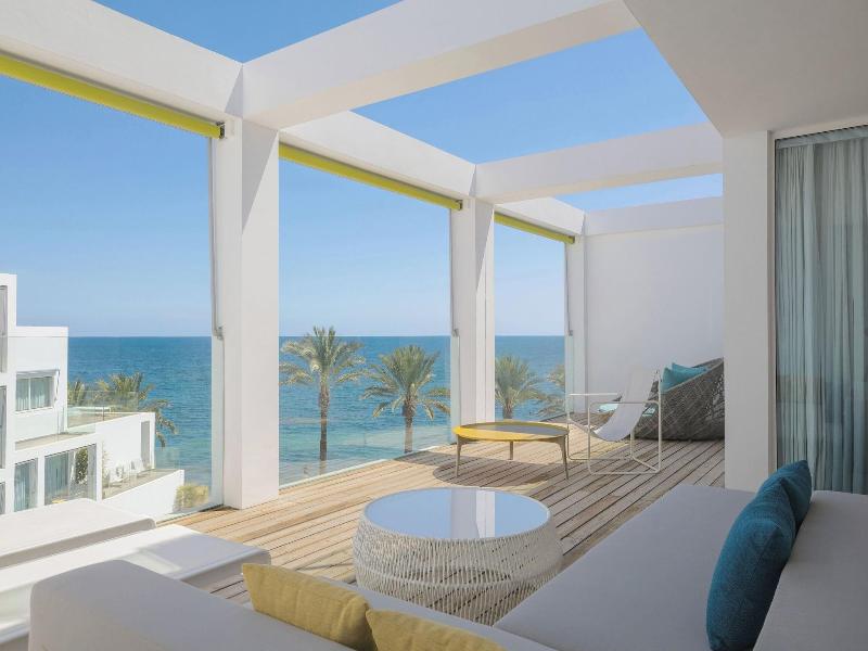 W Ibiza image