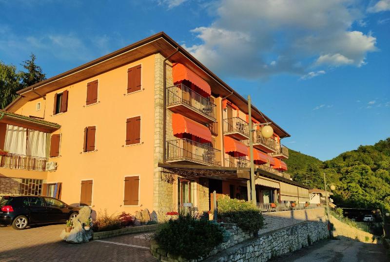 Hotel San Remo image