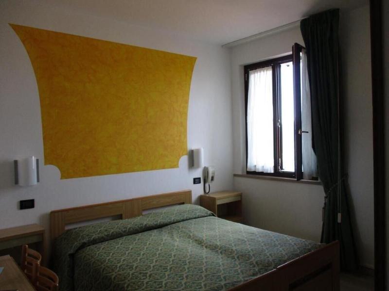 Hotel San Remo image