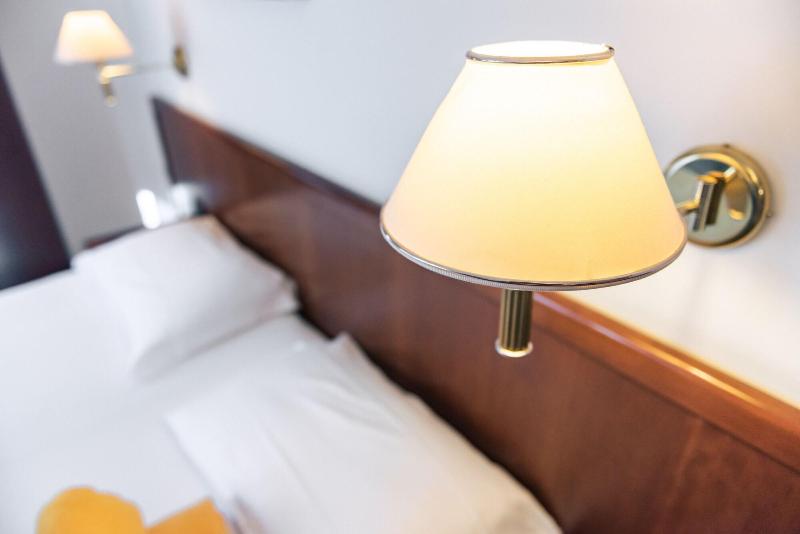 Hotel Montana image