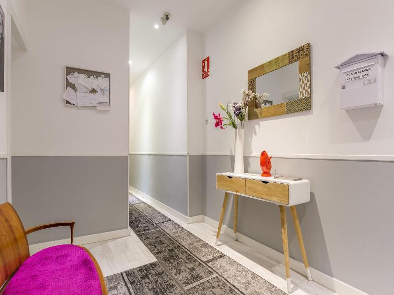 Hostal Met Madrid image