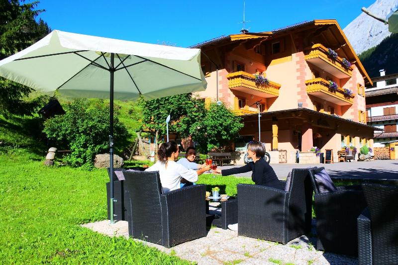 Villa Clara image