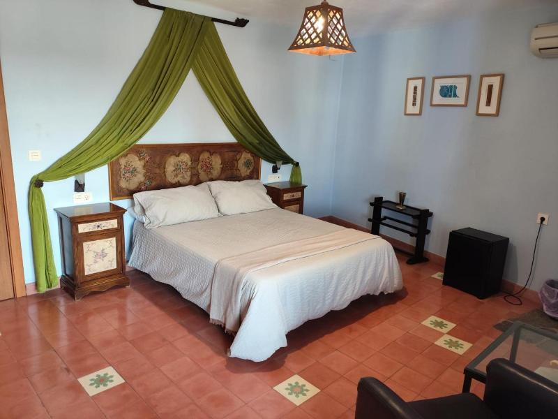 La Posada De Las Ciguenas image