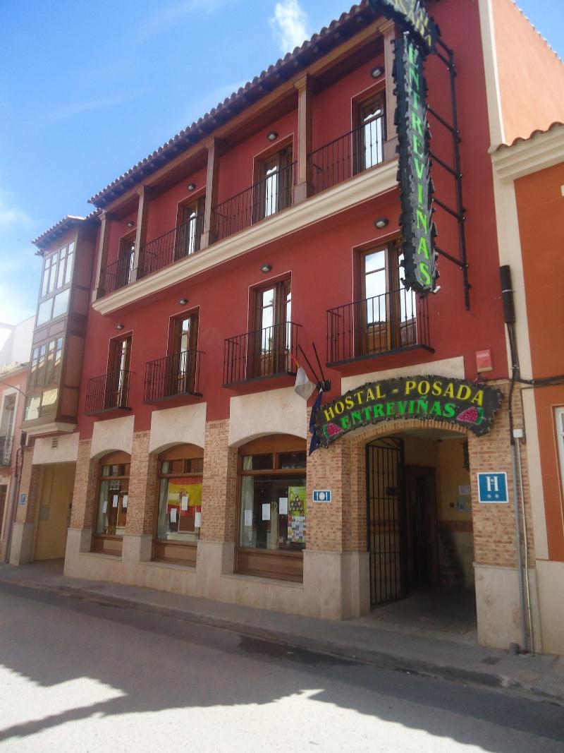 Hostal Posada Entreviñas — exterior view