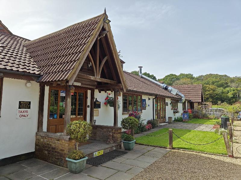 Little Foxes Hotel image