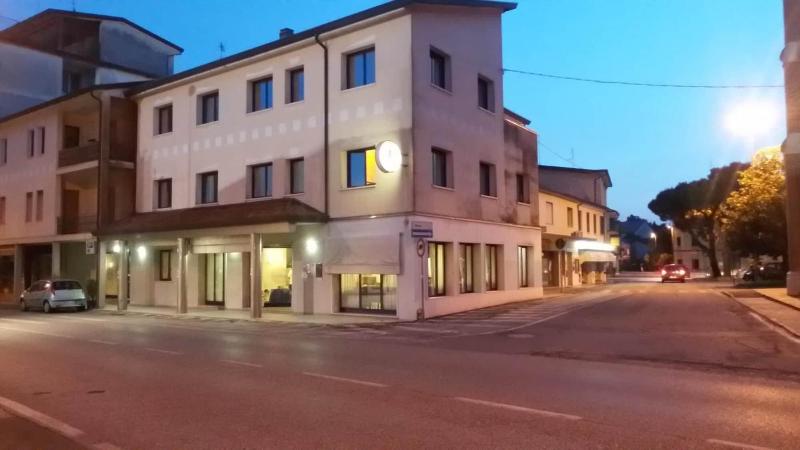 Hotel Centrale image