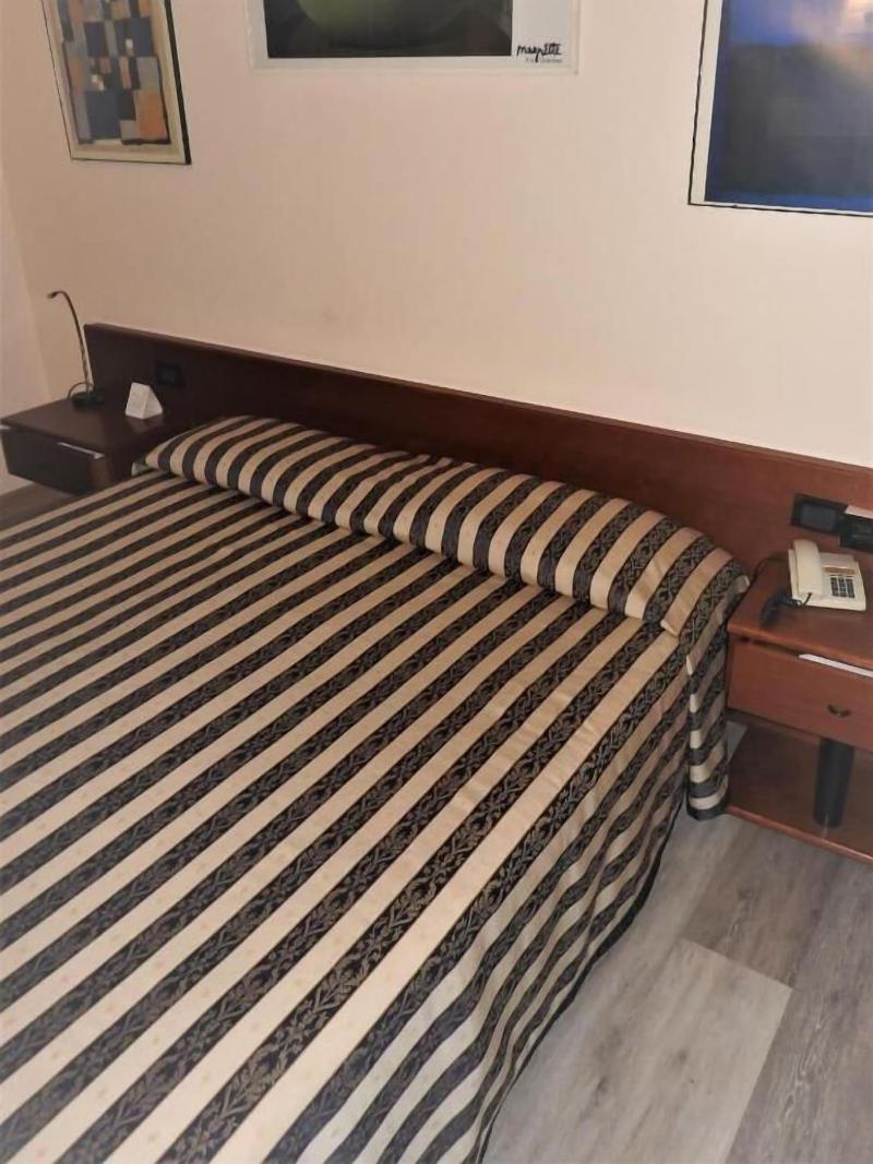 Hotel Centrale image