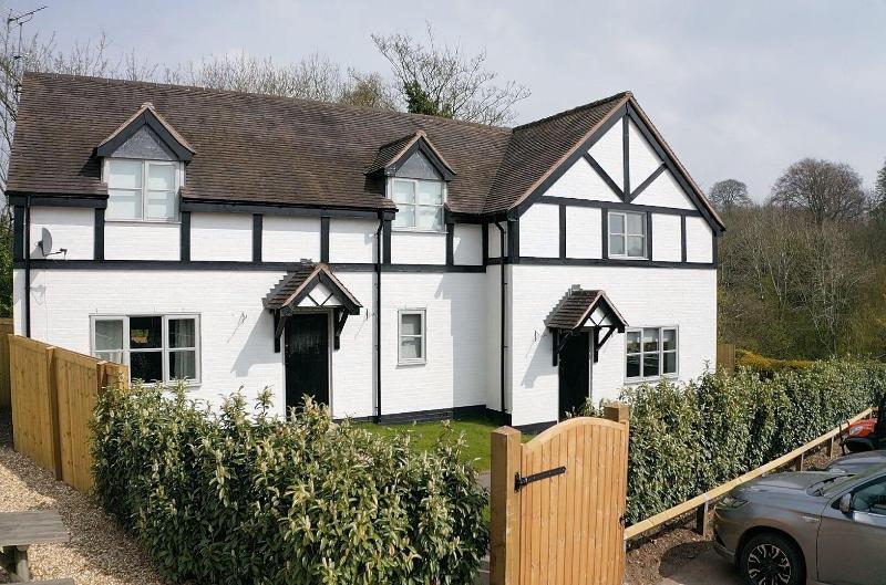 The Hopton Crown image