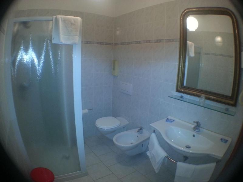 Hotel Parigi image
