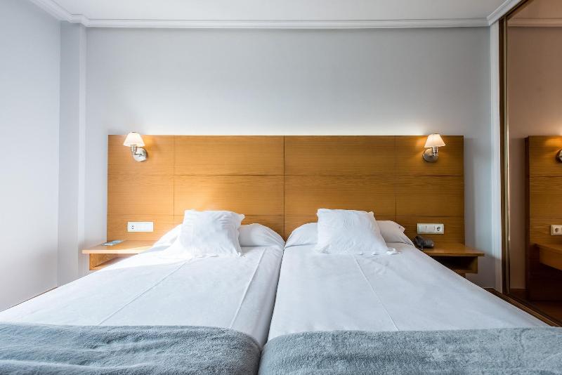 Hotel Los Pasiegos image