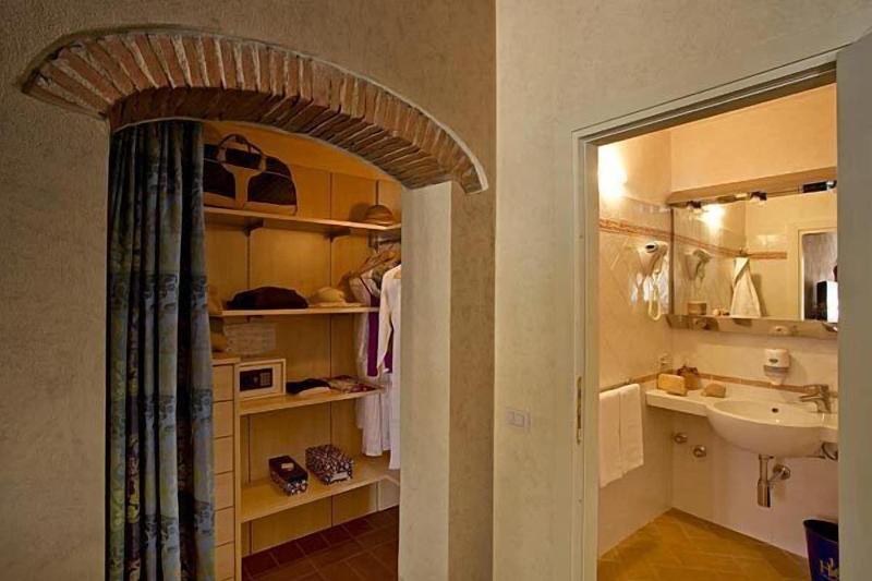 Hotel Corallo image