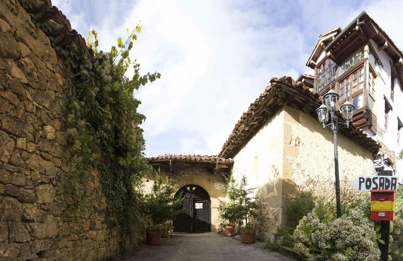 Posada La Trebede image