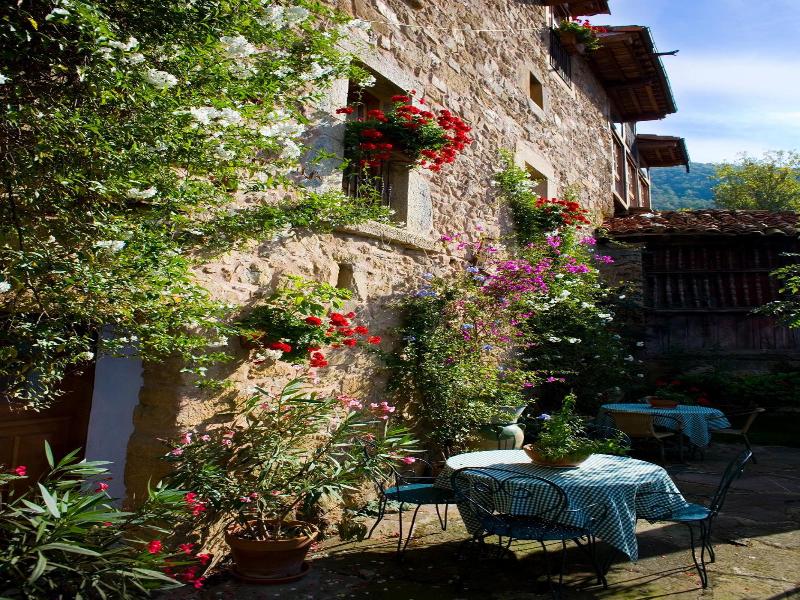 Posada La Trebede — general view