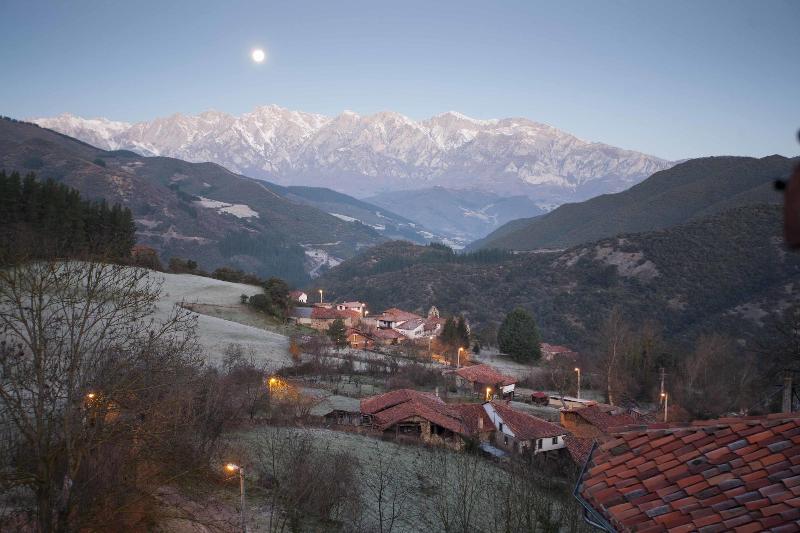 Posada La Trebede image