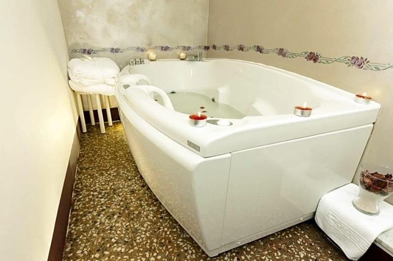 Hotel San Miniato image