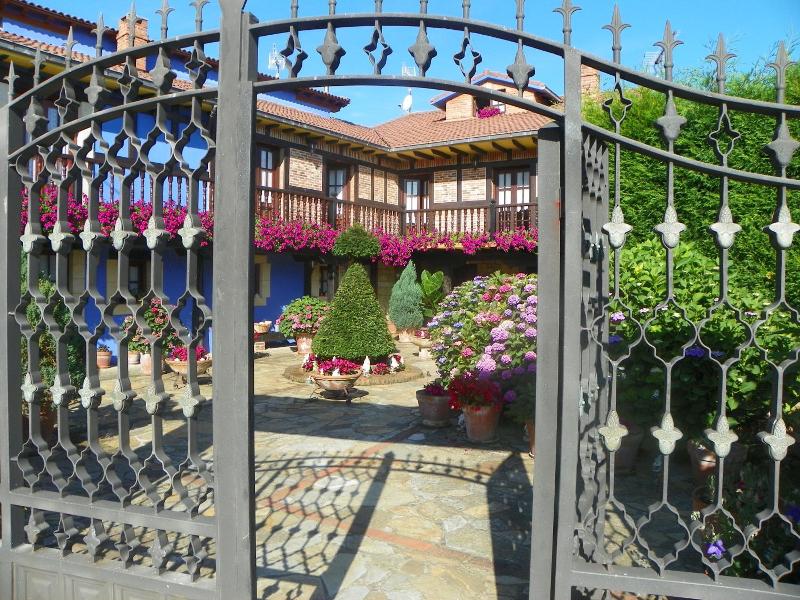 Posada Gema image