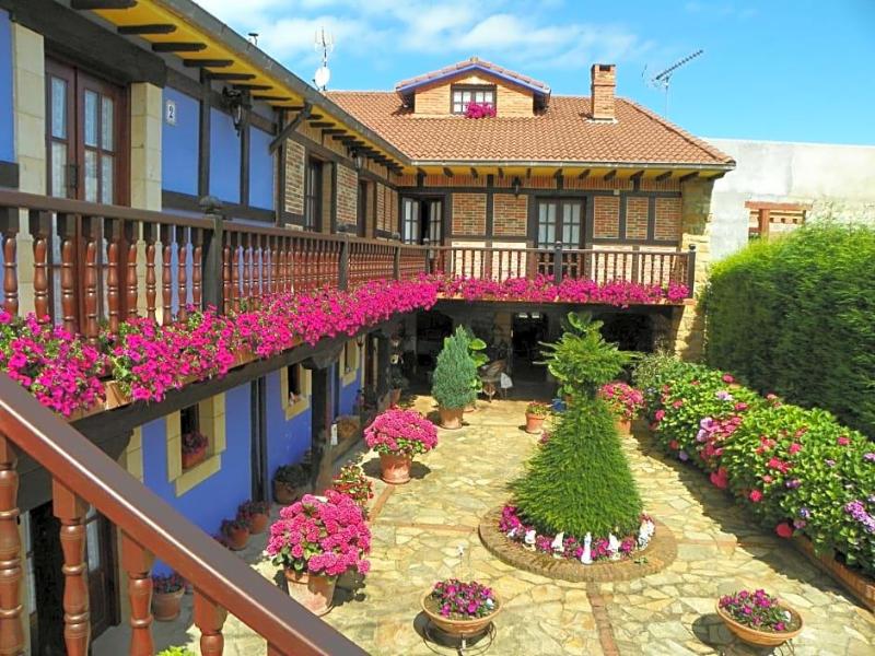 Posada Gema image