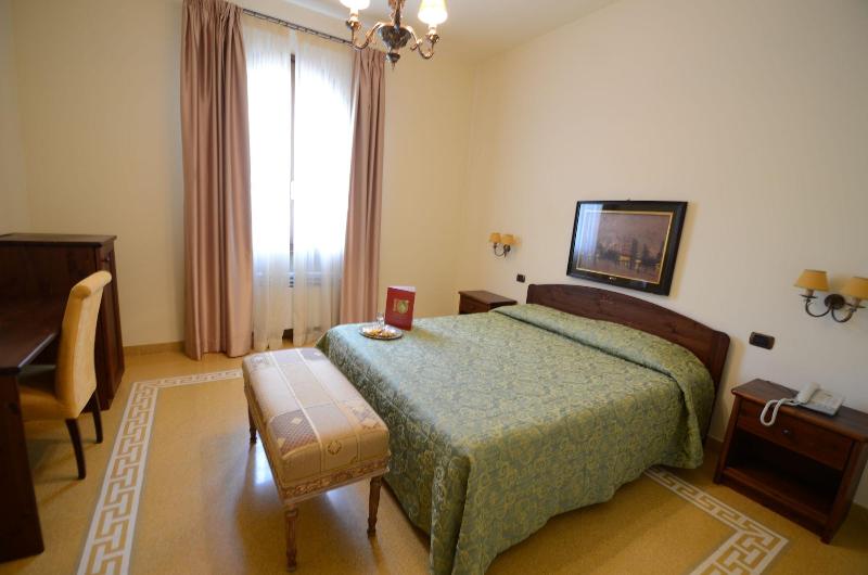 Poggio Degli Olivi image