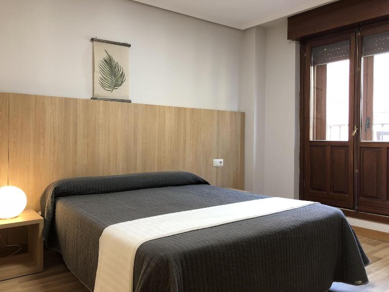 Hostal Bearan image