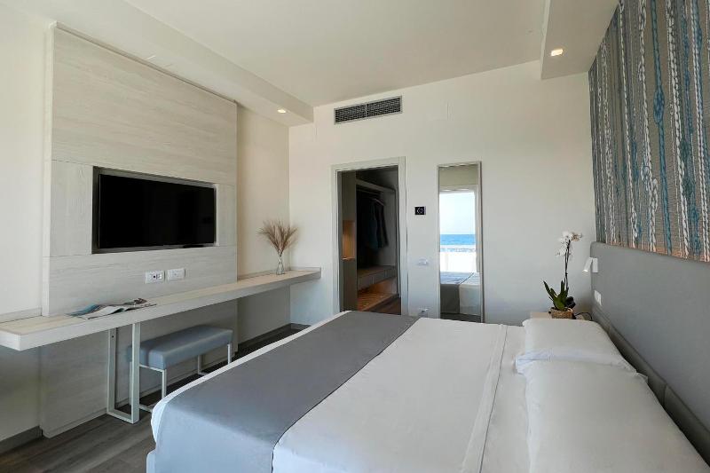 Hotel Rex image