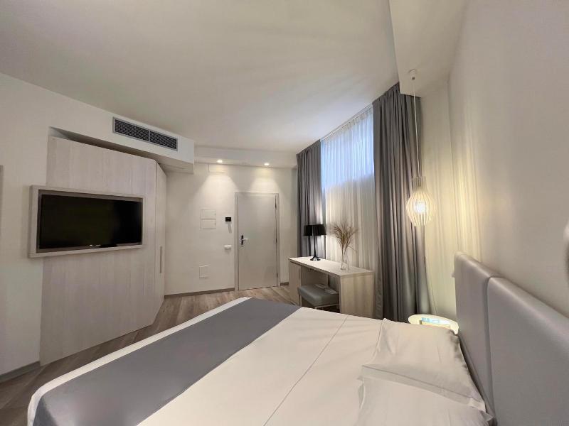 Hotel Rex image
