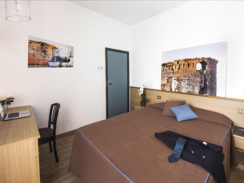Hotel Rex image