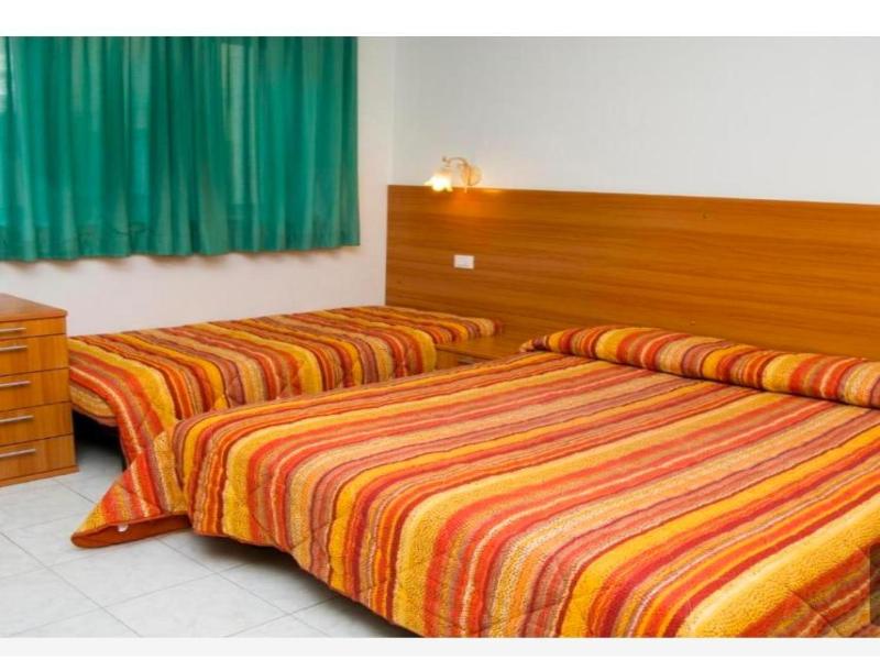 Hotel California image