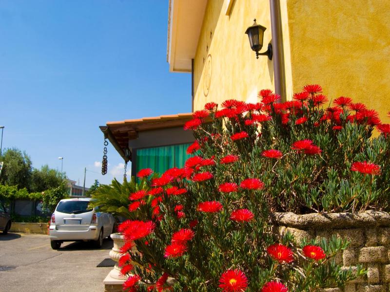 Hotel California image