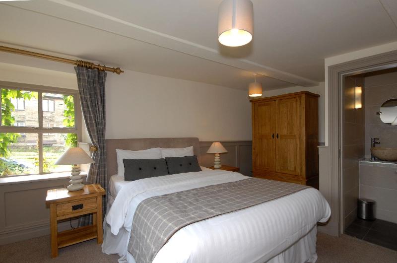 The Fleece Inn image