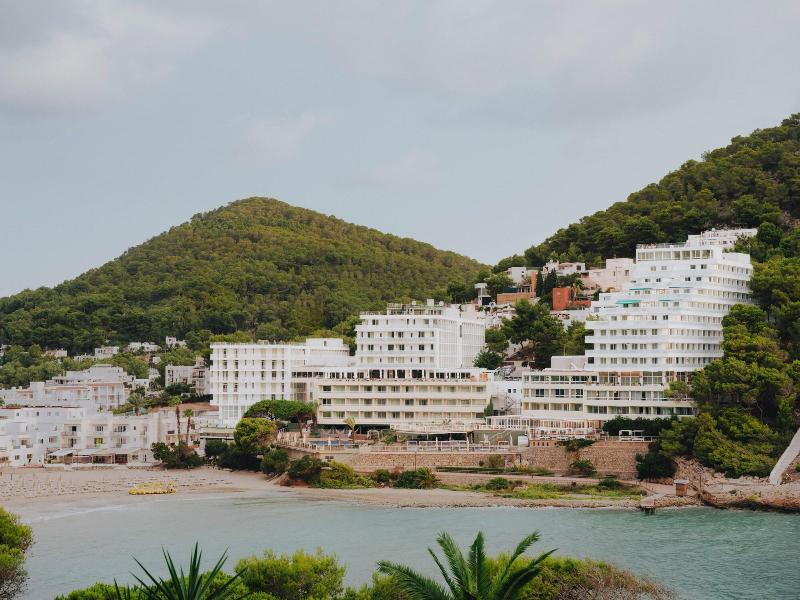 Playa Dorada At Cala Llonga Resort — general view