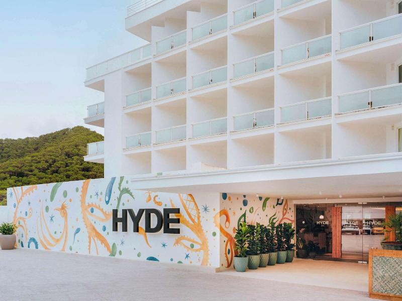 Playa Dorada At Cala Llonga Resort image