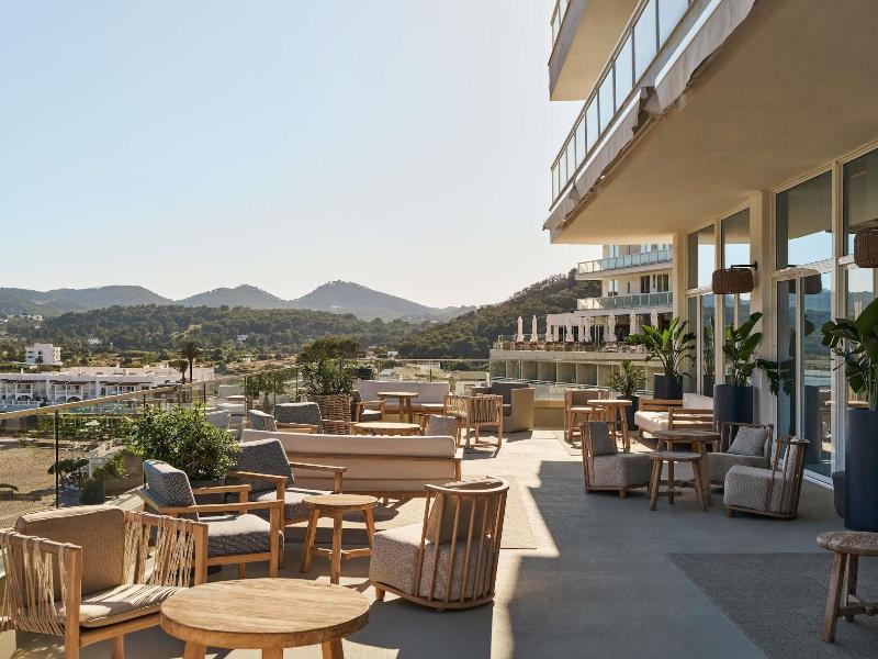 Playa Dorada At Cala Llonga Resort image