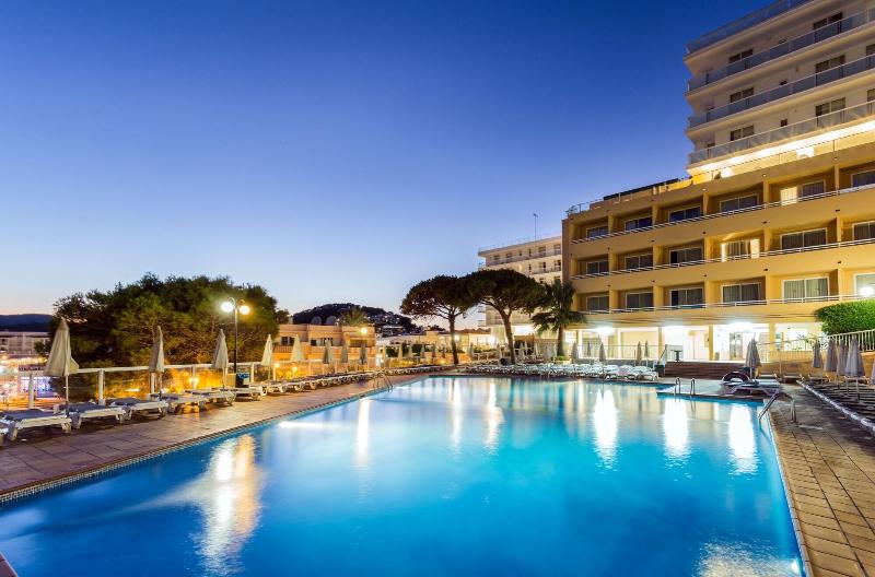 Playa Dorada At Cala Llonga Resort image