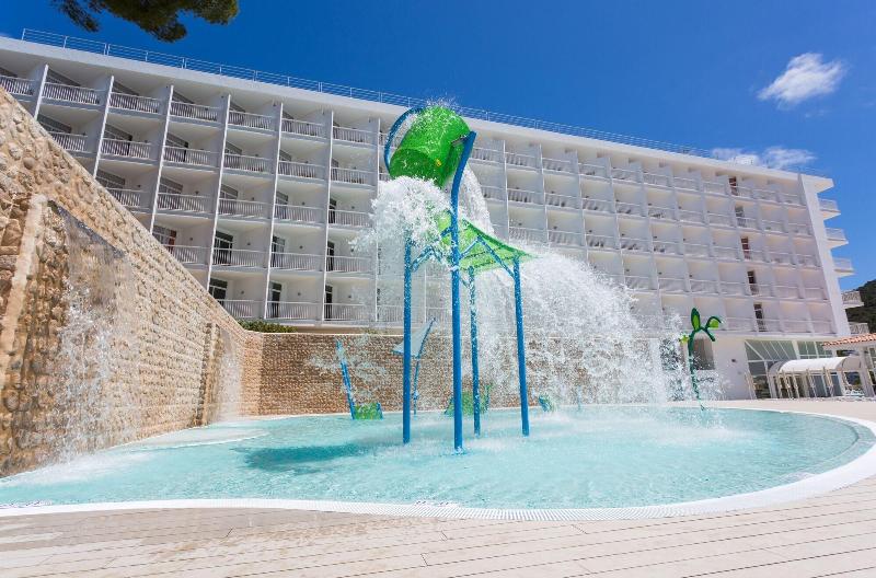 Playa Dorada At Cala Llonga Resort image