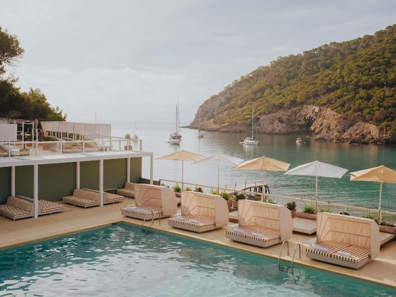 Playa Dorada At Cala Llonga Resort image