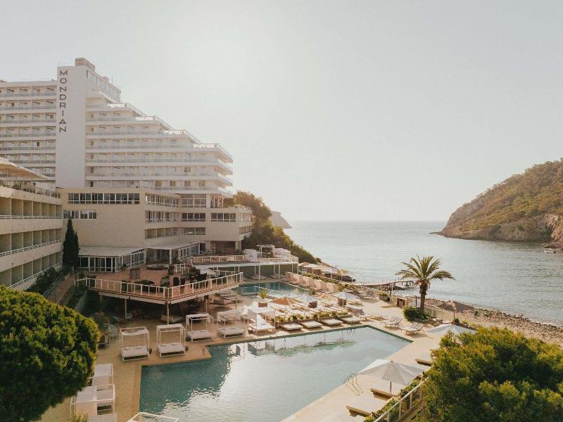 Playa Dorada At Cala Llonga Resort image