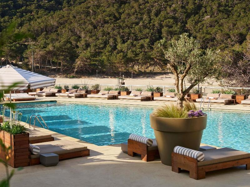 Playa Dorada At Cala Llonga Resort image