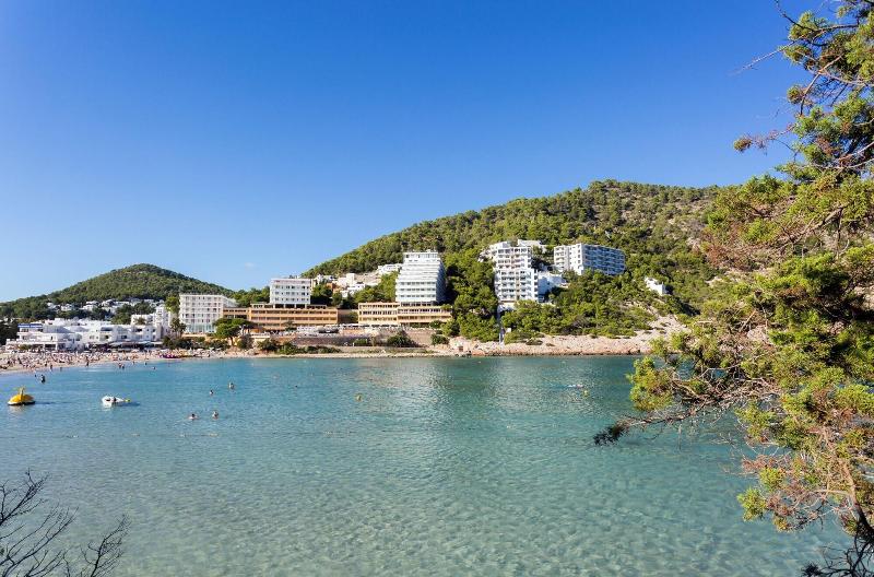 Playa Dorada At Cala Llonga Resort image